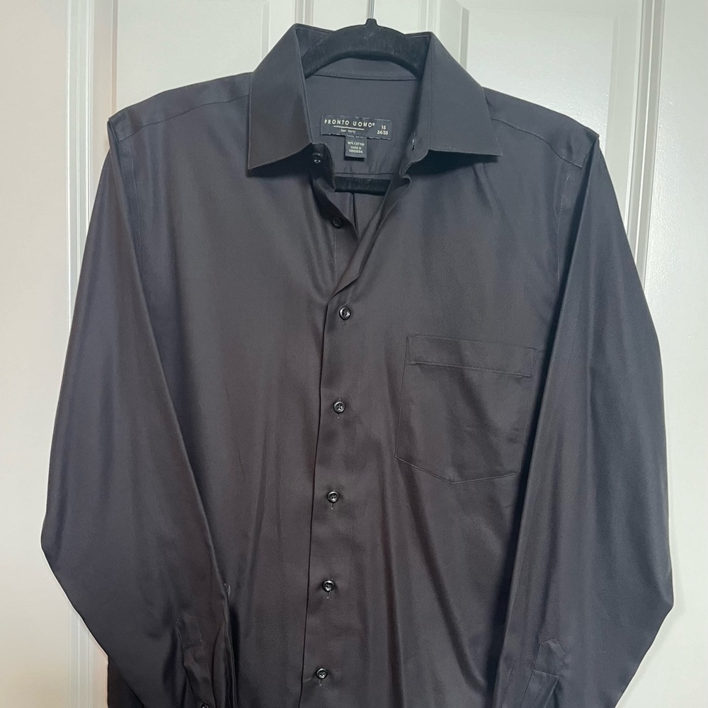 Pronto Uomo long sleeved dress shirt. Black. Size 15 34/35, 100% cotton.